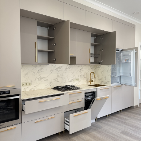 Bucătărie în stil modern din MDF vopsit „Piemont“-9
